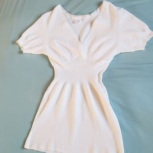 ITALIAN Vintage Vneck Blouse. Lace trim, Sinched Stretch Waist. Women's size 6.